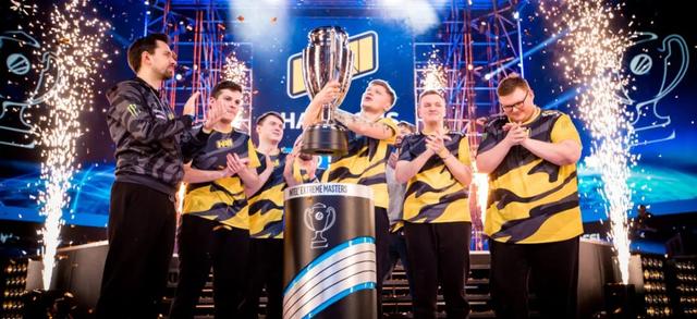 而通过数字 而通过数字