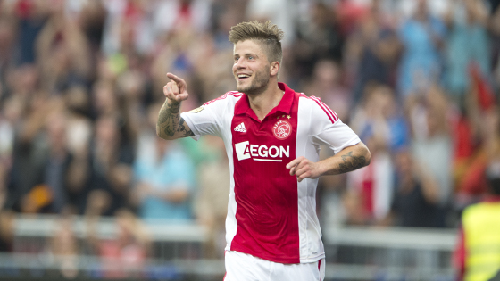 内为他赢得 内为他赢得