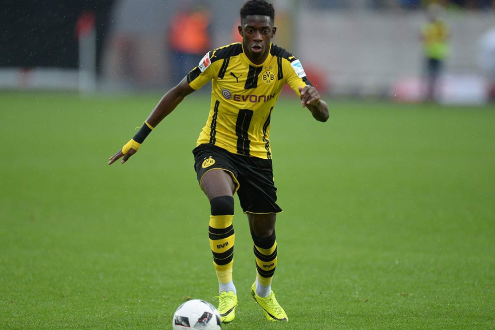 球砸框而出 球砸框而出